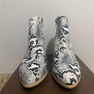Women’s Snakeskin Patterned Ankle Boots